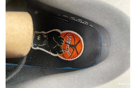 Jordan 1 Low HM3690-001 1006